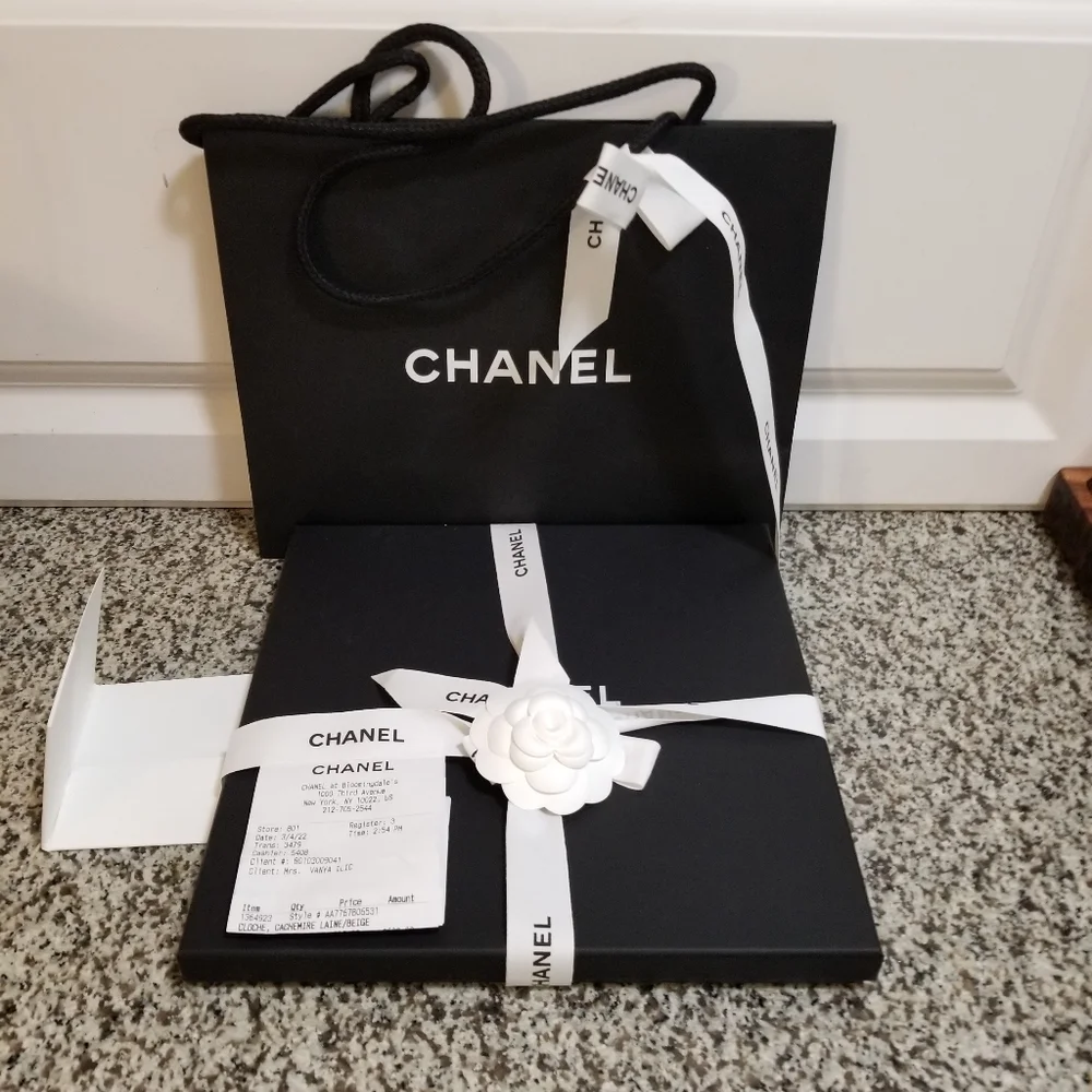 HOSTPICK!!! Chanel Cashmere &Wool Beanie